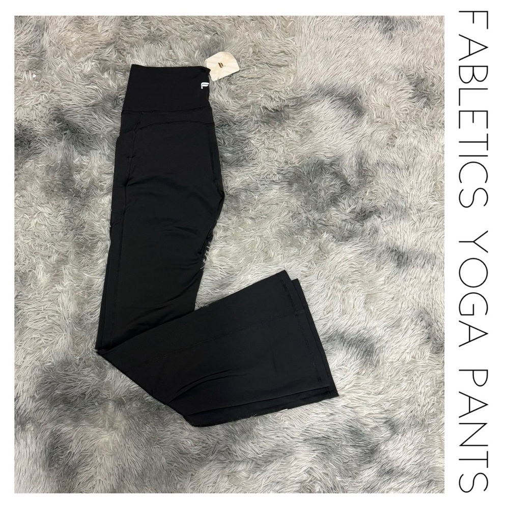 ✨Fabletics Grey Oasis Luxe High Waisted Yoga Pants